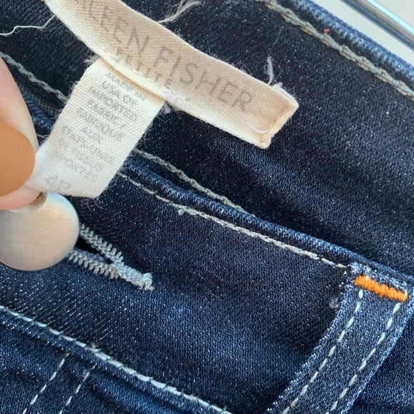 Eileen Fisher Slim Ankle Raw Hem Jeans Dark Wash - Picture 4 of 5